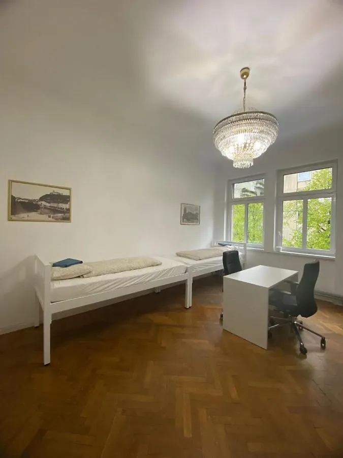 Rooms Miklosiceva Liubliana Hostal